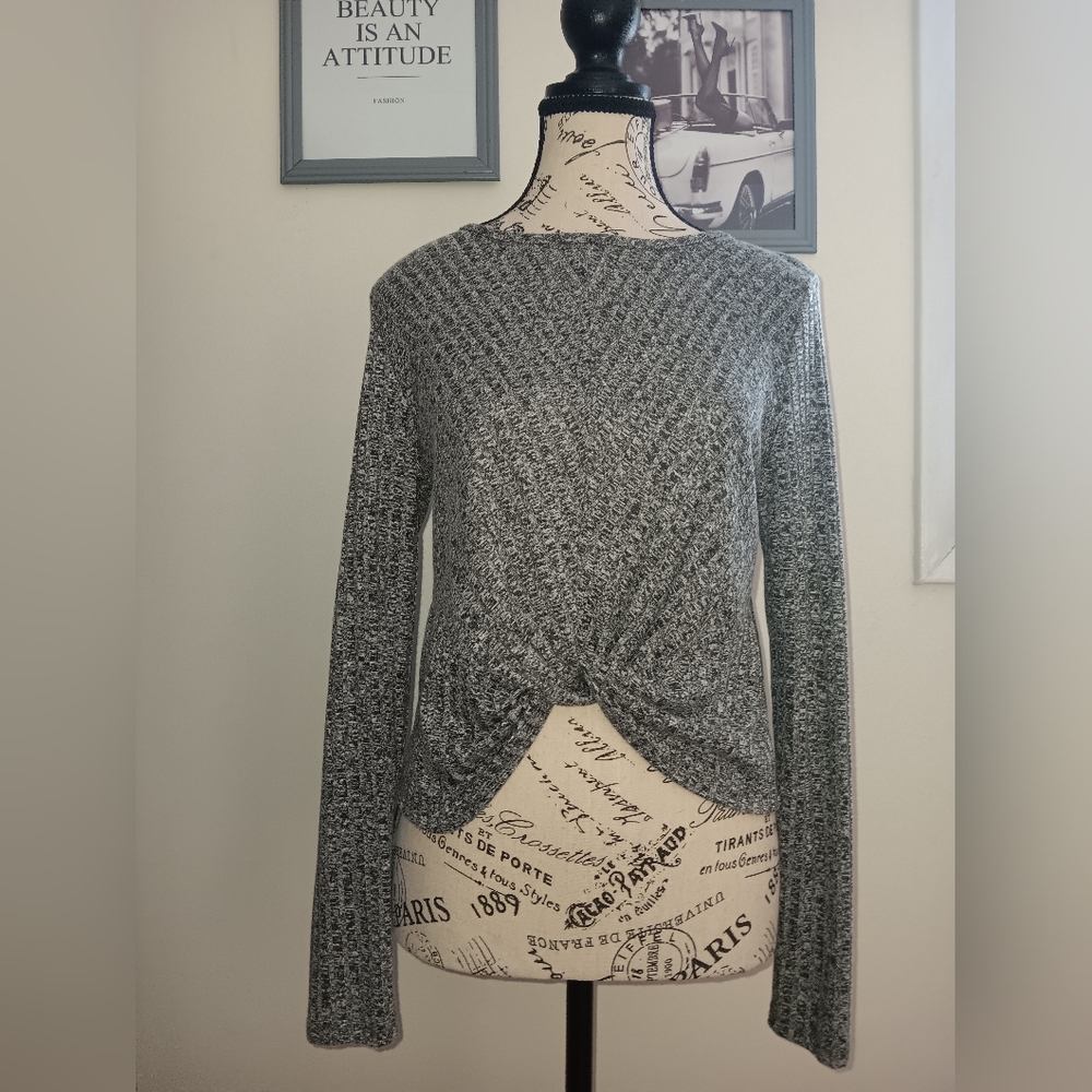 Womens Enough About Me Heather Grey Long Sleeve Crop Sweater Size Large